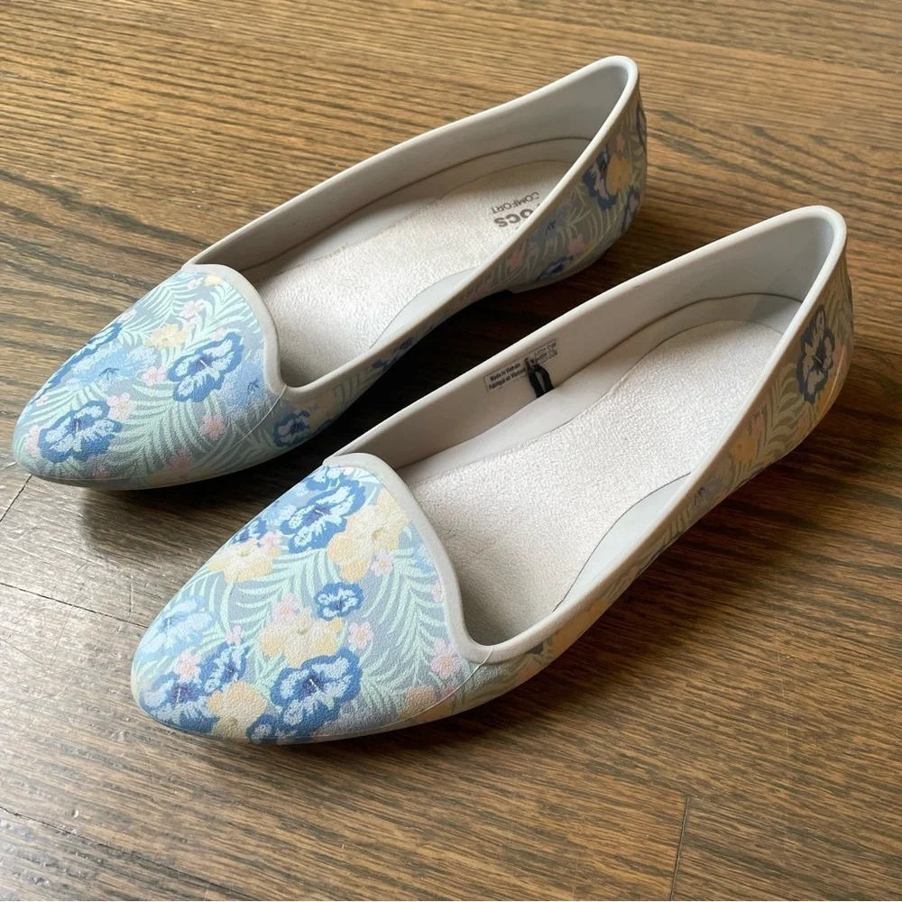 Crocs Eve Graphic Iconic Comfort Multi Color Flats